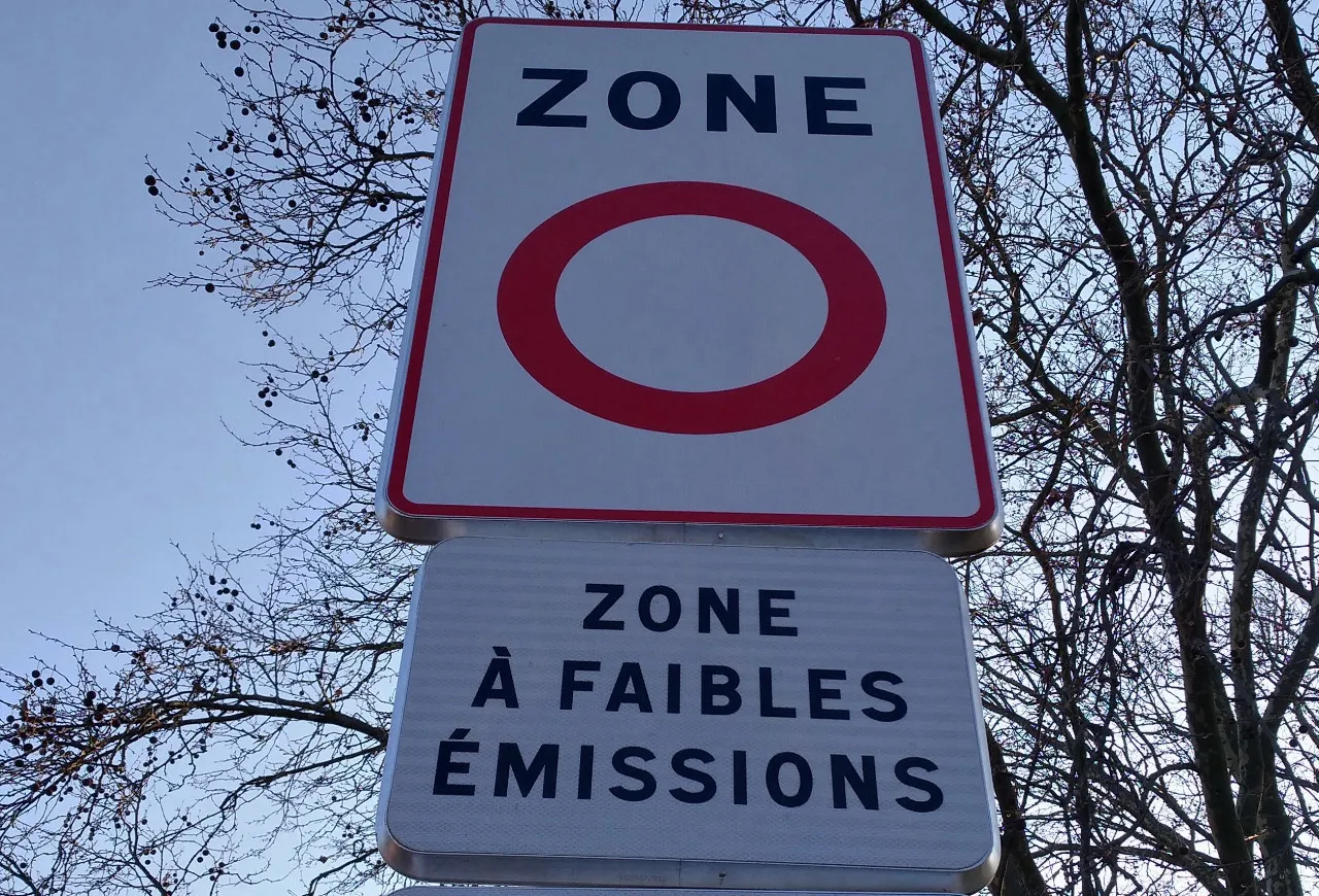 ZFE : les véhicules Crit'Air 4 interdits dans certaines communes de la ...