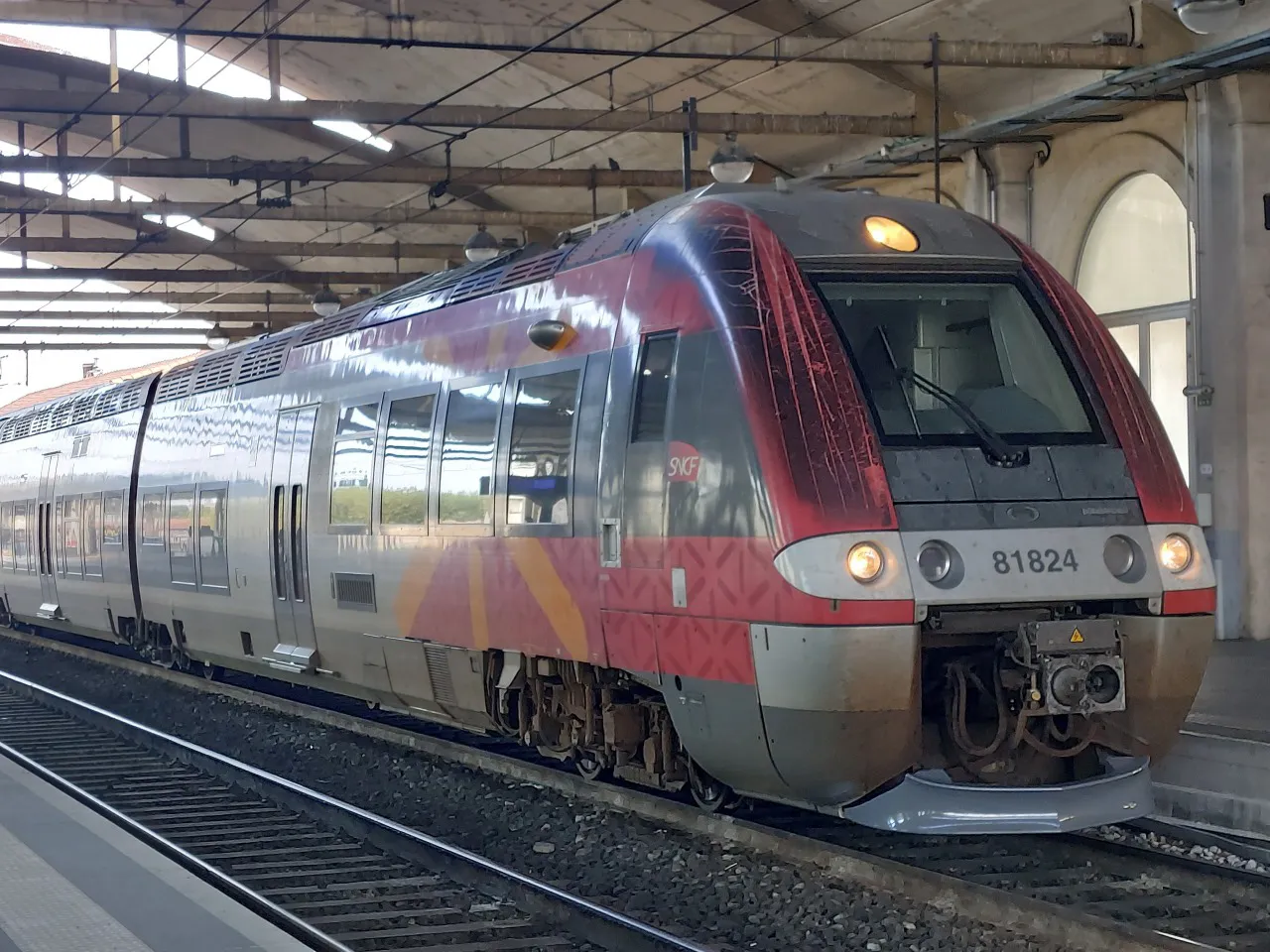 Sncf Le Trafic L Arr T Entre Lunel Et N Mes Une Personne Heurt E Par Un Train La Gazette