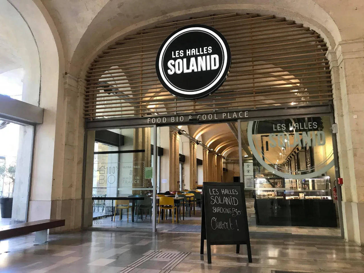 Nîmes. Les Halles Solanid, restauration rapide 100% bio, se lancent à la  gare | La Gazette