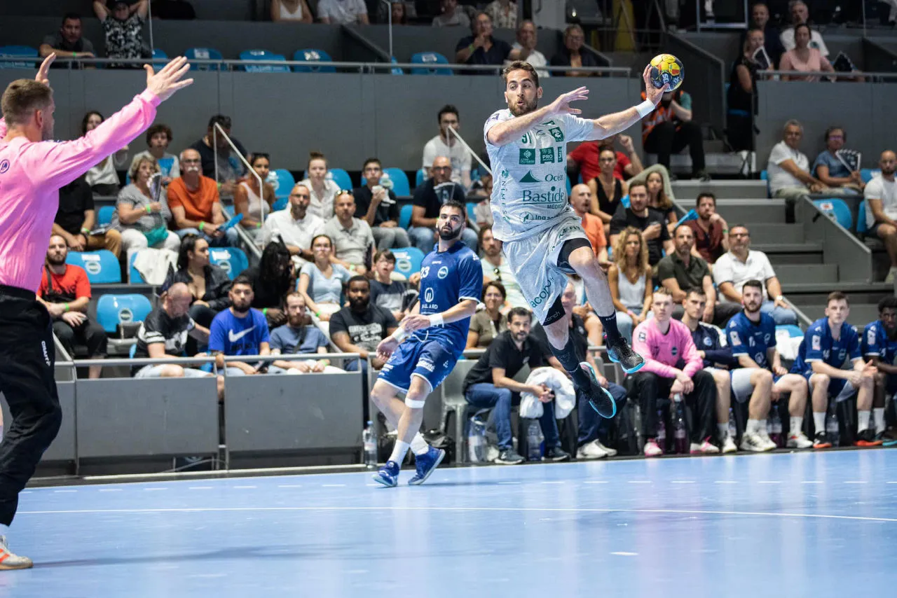 Handball : Nîmes signe une belle victoire à Ivry (29-34